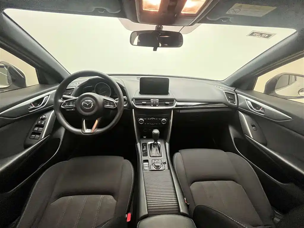 Mazda Mazda CX-4 2018 2.0L Automatic FWD Blue Sky Vitality Edition China V 2019 - thumbnail 10