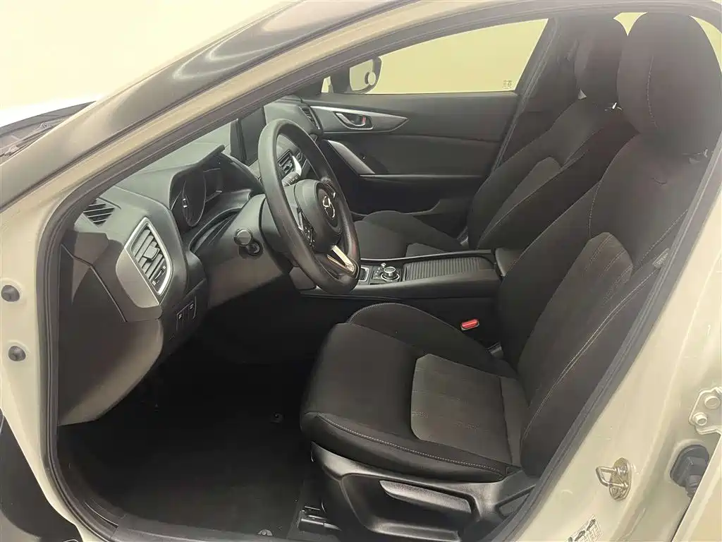 Mazda Mazda CX-4 2018 2.0L Automatic FWD Blue Sky Vitality Edition China V 2019 - thumbnail 13