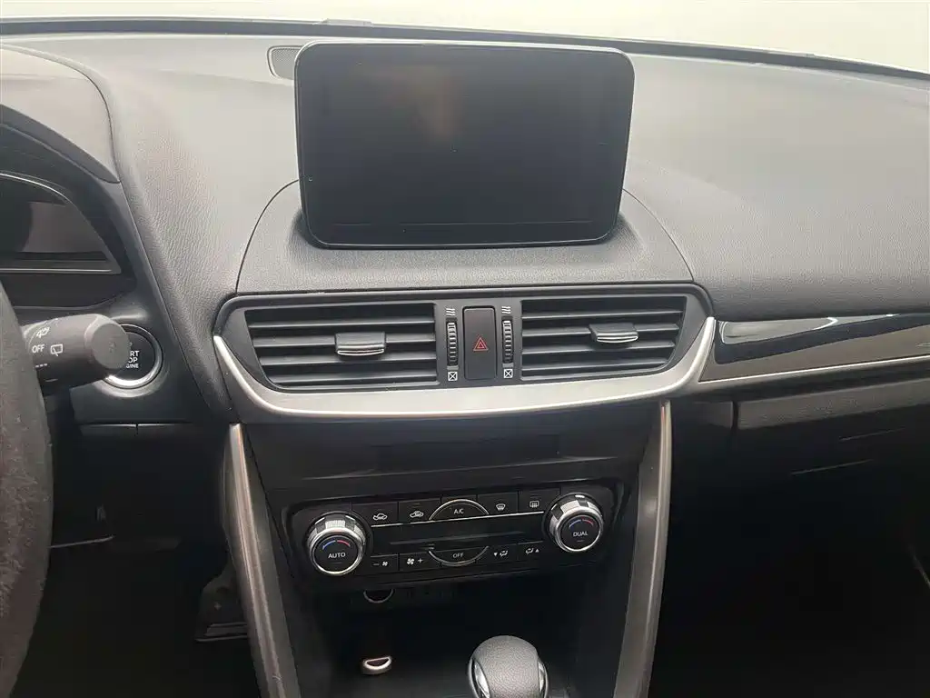 Mazda Mazda CX-4 2018 2.0L Automatic FWD Blue Sky Vitality Edition China V 2019 - thumbnail 16