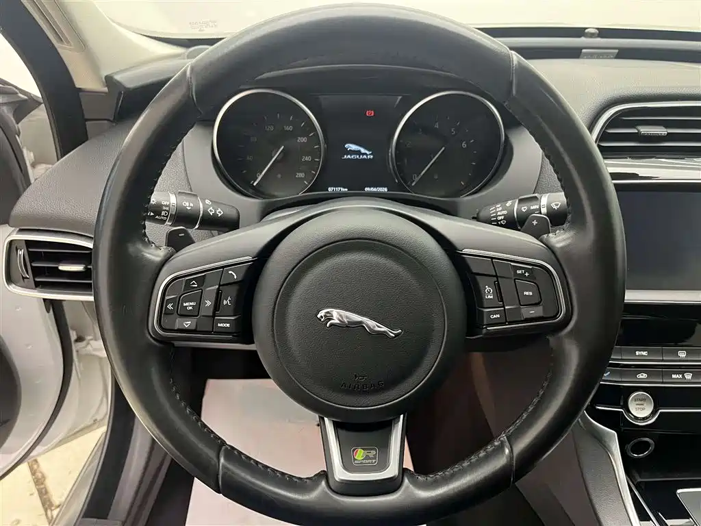 Jaguar Jaguar XEL 2019 2.0T 200PS Elite Edition 2019 - thumbnail 11