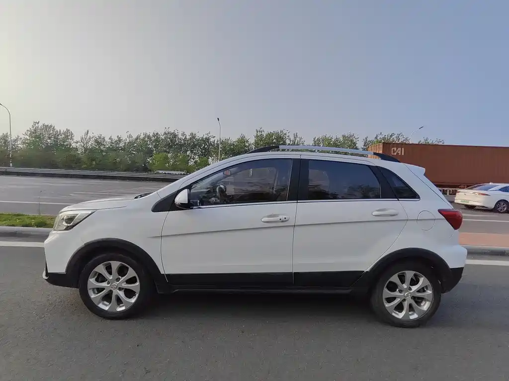 BAIC New Energy BAIC New Energy EC5 2019 Xinshang Edition 2020 - thumbnail 7