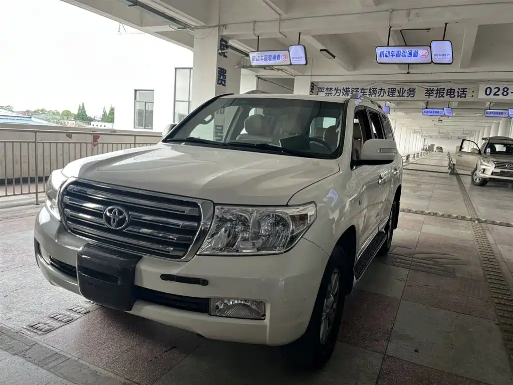 Toyota Toyota Land Cruiser 2011 4.0L Automatic 2011 - thumbnail 2