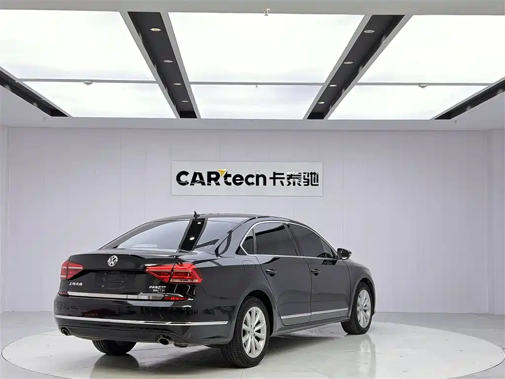 Volkswagen Volkswagen Passat 2017 330TSI DSG Zunrong Edition 2017 - thumbnail 5