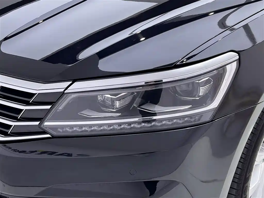 Volkswagen Volkswagen Passat 2017 330TSI DSG Zunrong Edition 2017 - thumbnail 9