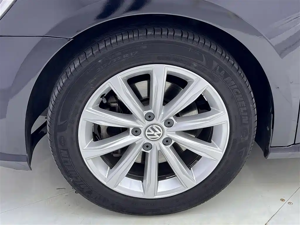Volkswagen Volkswagen Passat 2017 330TSI DSG Zunrong Edition 2017 - thumbnail 11