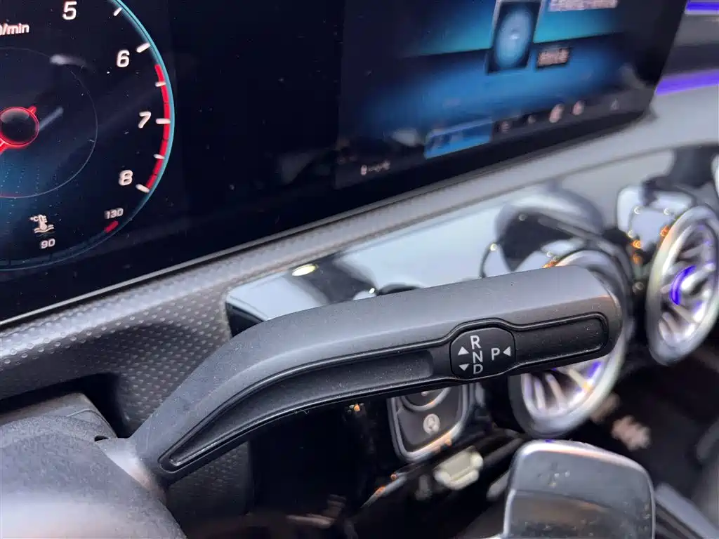 Mercedes-Benz Mercedes-Benz A-Class 2020 Facelift A 200 L Sport Sedan Fashion Edition 2020 - thumbnail 21