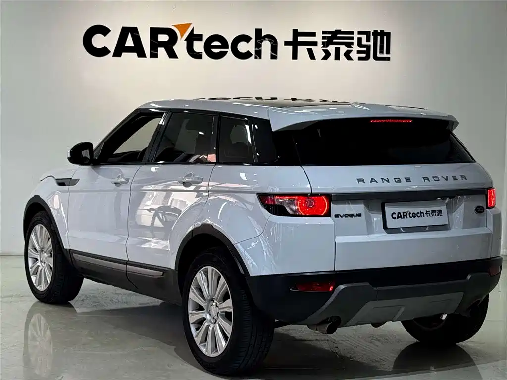 Land Rover Land Rover Range Rover Evoque 2015 2.0T 5-door SE 2015 - thumbnail 6