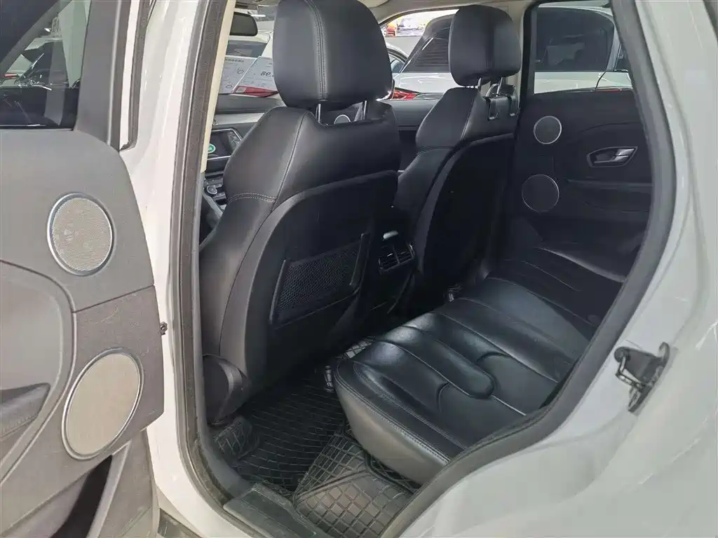 Land Rover Land Rover Range Rover Evoque 2015 2.0T 5-door SE 2015 - thumbnail 15