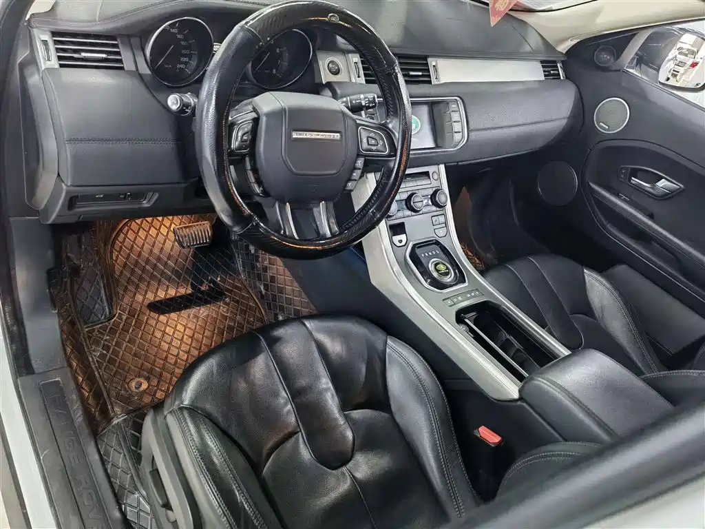Land Rover Land Rover Range Rover Evoque 2015 2.0T 5-door SE 2015 - thumbnail 17