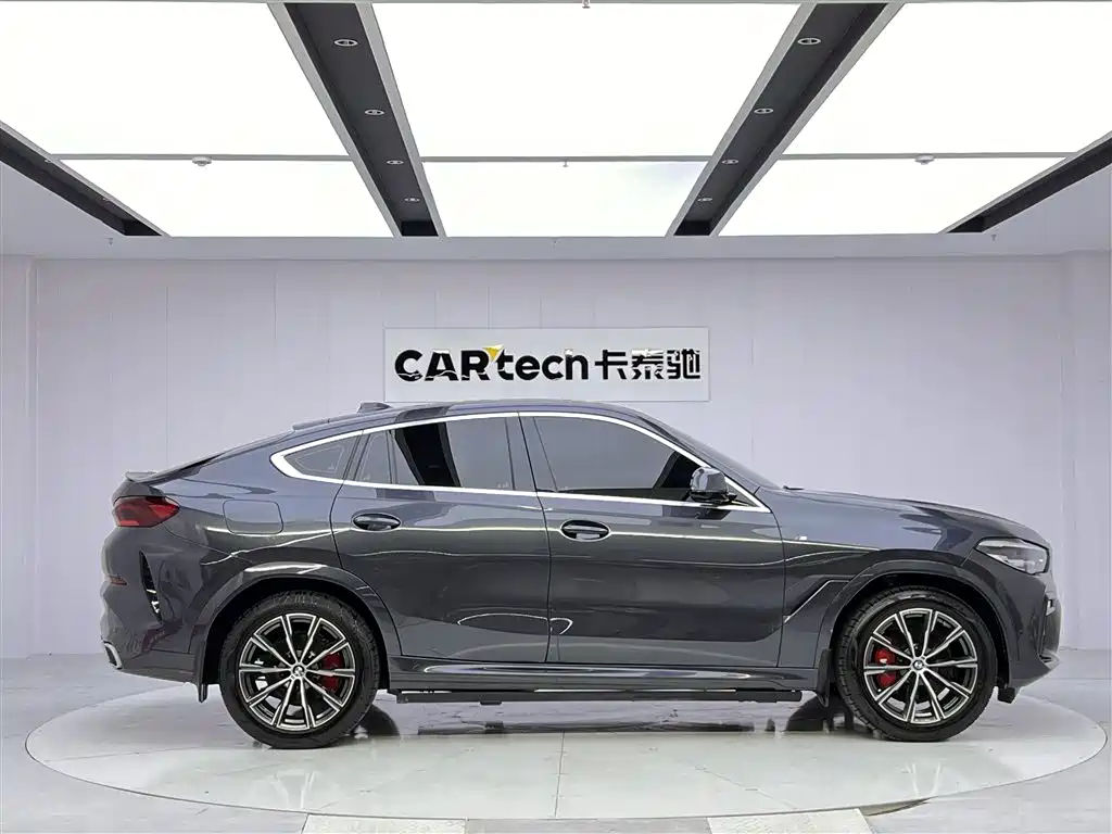 BMW BMW X6 2021 xDrive30i M Sport Package 2021 - thumbnail 4