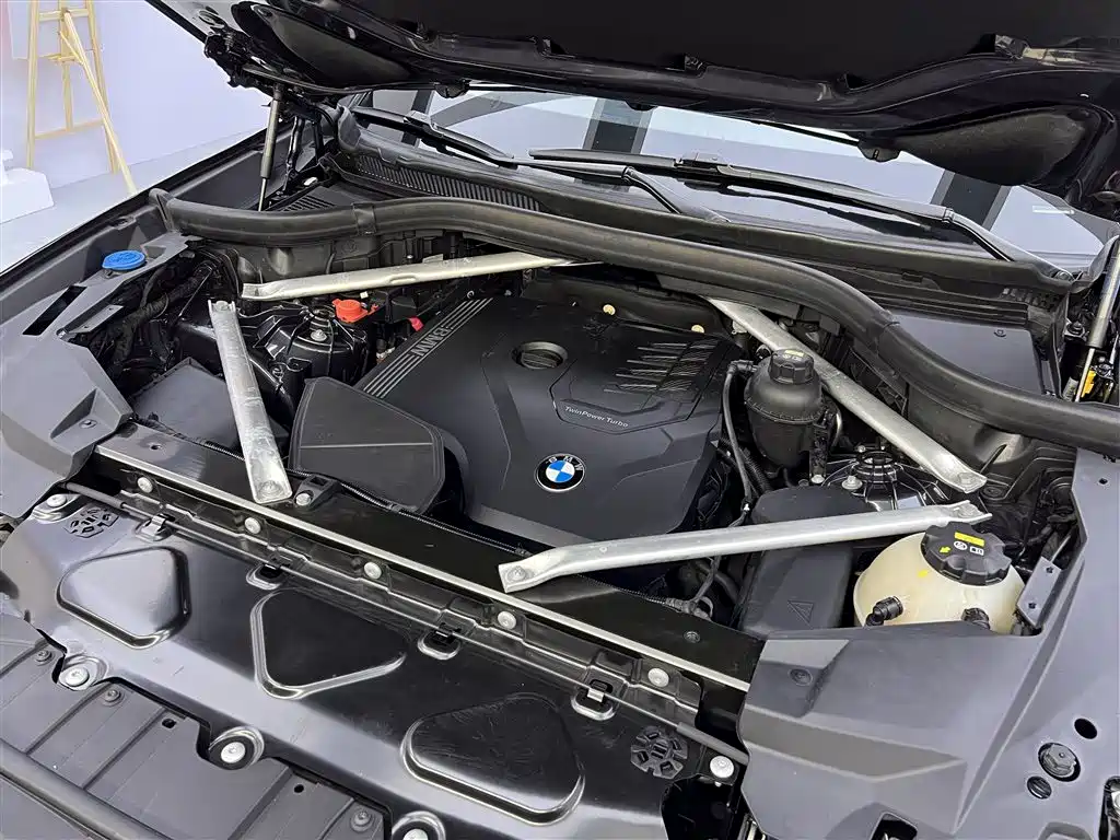 BMW BMW X6 2021 xDrive30i M Sport Package 2021 - thumbnail 12