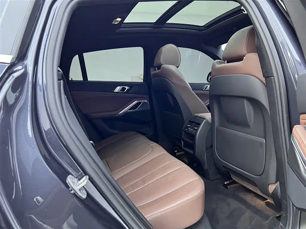BMW BMW X6 2021 xDrive30i M Sport Package 2021 - thumbnail 23