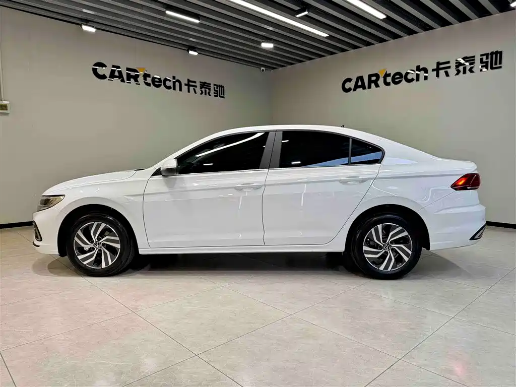 Volkswagen Bora 2025 Facelift 200TSI DSG Yuexing Navigation Edition 2025 - thumbnail 7