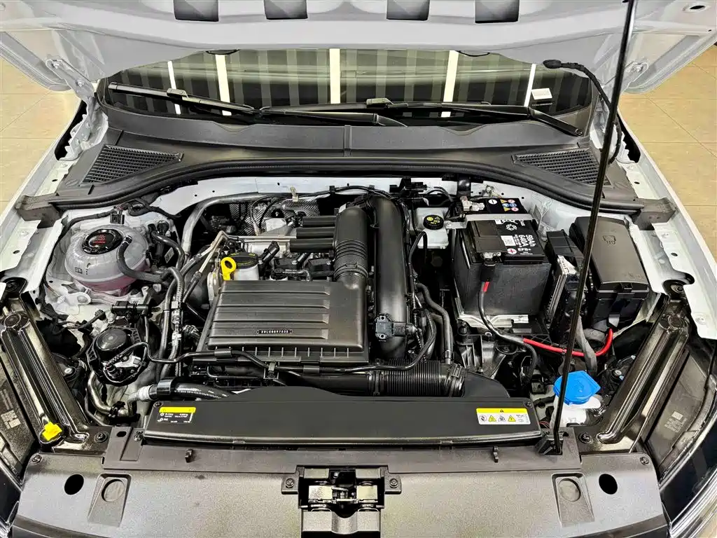 Volkswagen Bora 2025 Facelift 200TSI DSG Yuexing Navigation Edition 2025 - thumbnail 11
