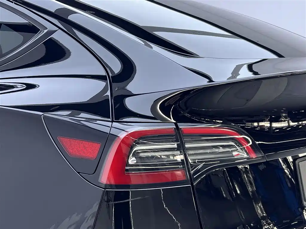 Tesla Model Y 2021 Long Range AWD 2021 - thumbnail 10