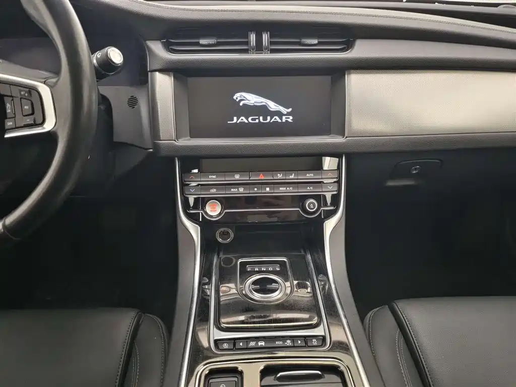 Jaguar Jaguar XFL 2020 XFL 2.0T P200 RWD Elite Edition 2020 - thumbnail 15
