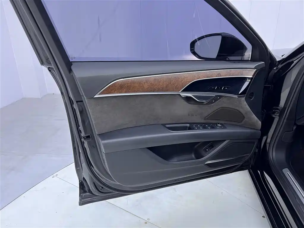 Audi Audi A8L 55 TFSI quattro 2019 - thumbnail 17
