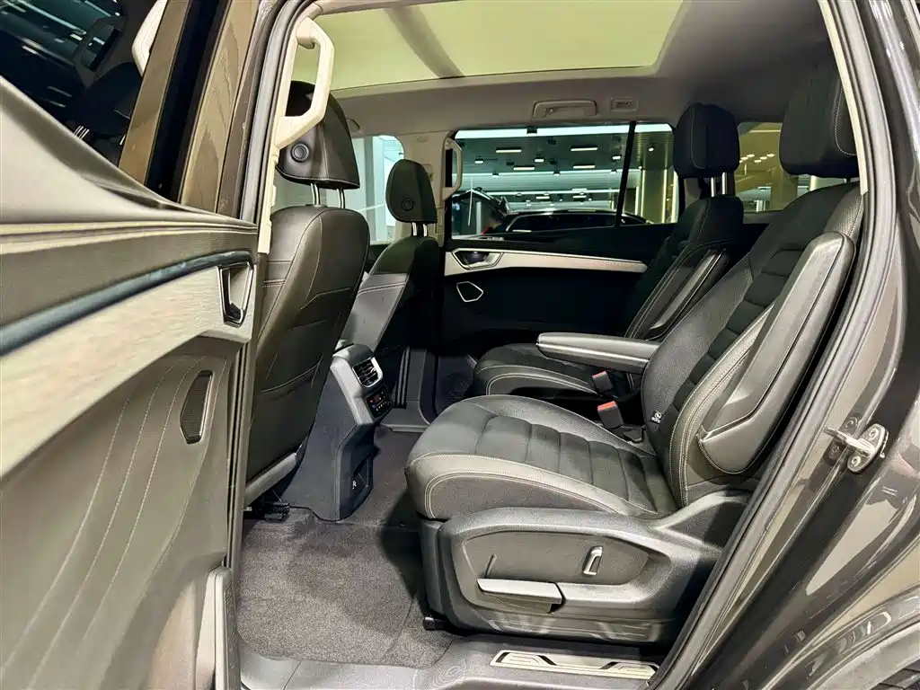 Volkswagen Volkswagen Talagon 2022 380TSI AWD Luxury Edition Pro 6-Seater 2023 - thumbnail 27