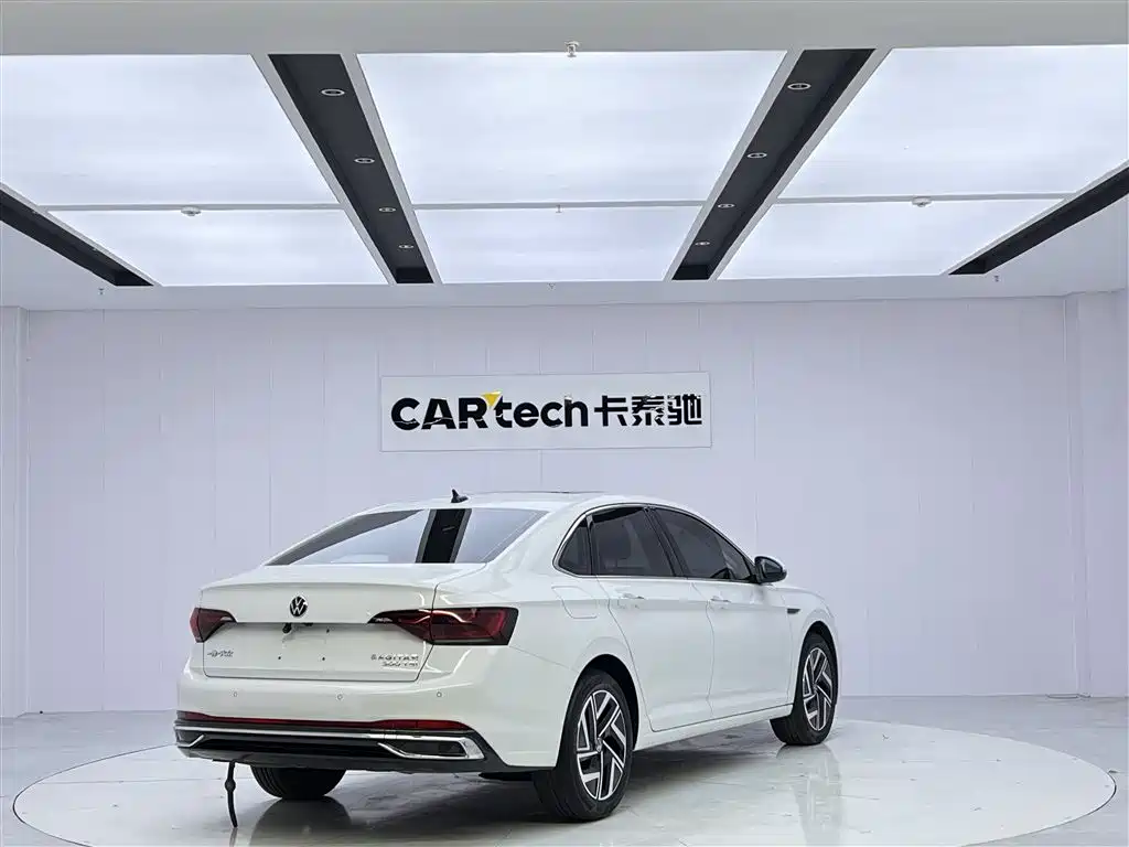 Volkswagen Volkswagen Sagitar 2023 300TSI DSG Beyond Edition 2023 - thumbnail 5