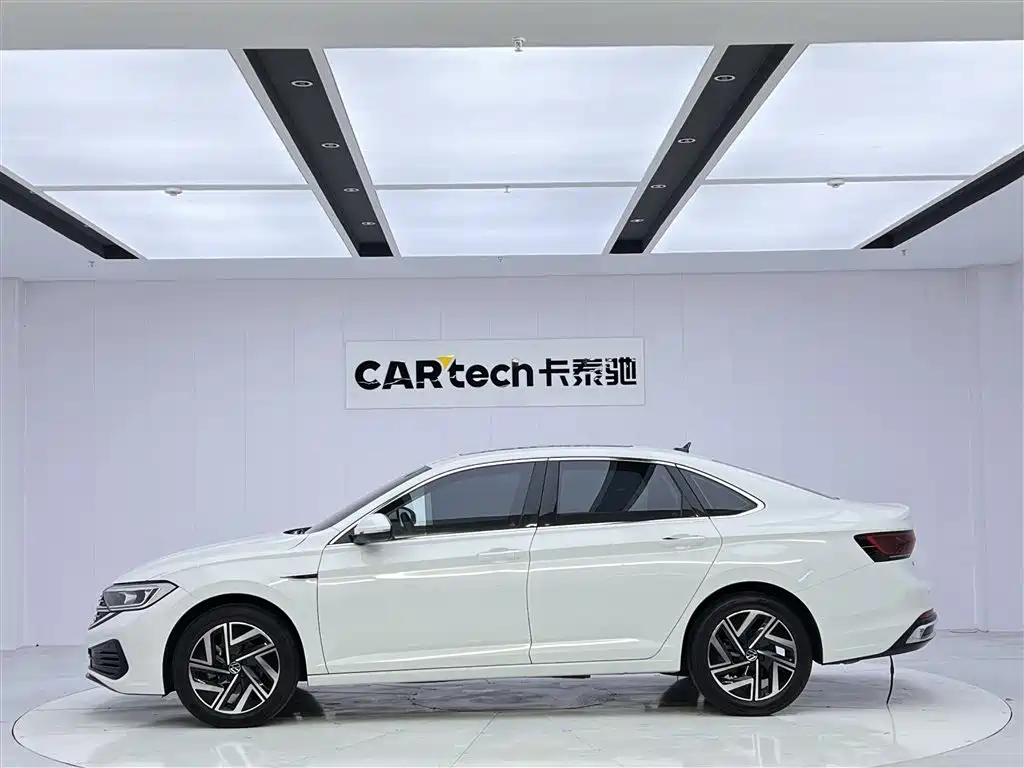 Volkswagen Volkswagen Sagitar 2023 300TSI DSG Beyond Edition 2023 - thumbnail 8