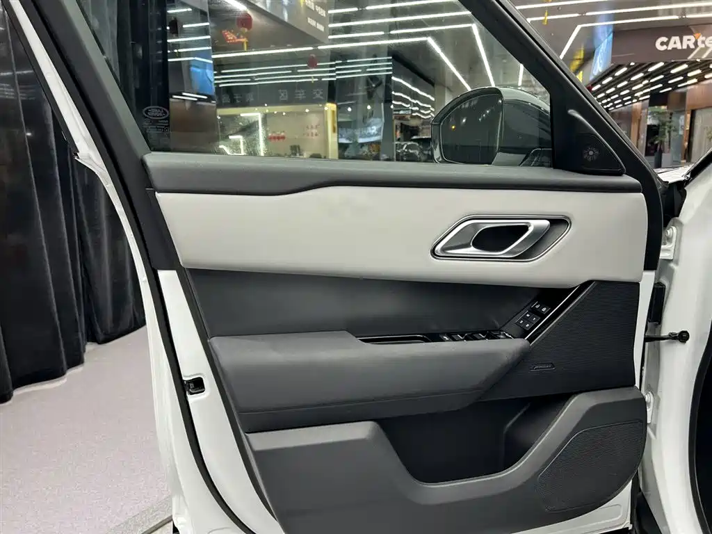 Land Rover Range Rover Velar 2024 Dynamic SE 2024 - thumbnail 15