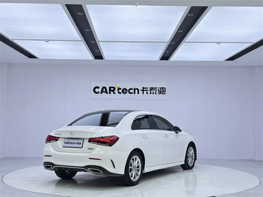 Mercedes-Benz Mercedes-Benz A-Class 2020 A 200 L Sport Sedan 2022 - thumbnail 5
