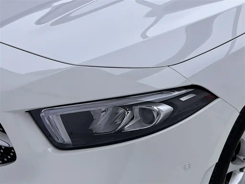 Mercedes-Benz Mercedes-Benz A-Class 2020 A 200 L Sport Sedan 2022 - thumbnail 9
