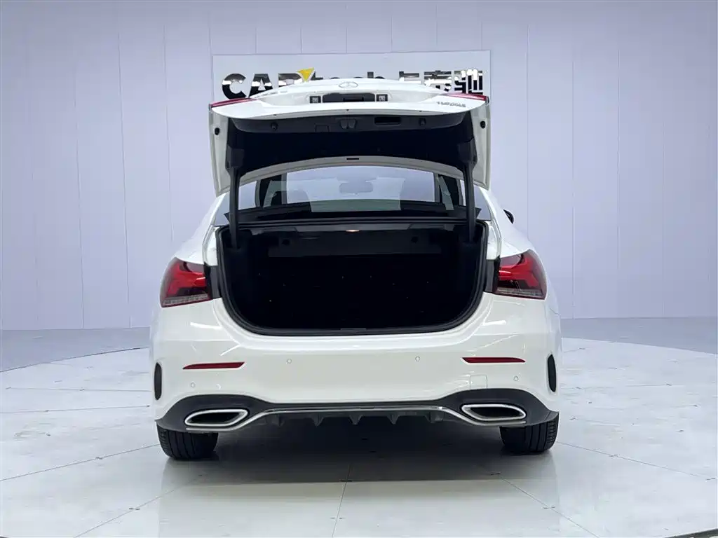 Mercedes-Benz Mercedes-Benz A-Class 2020 A 200 L Sport Sedan 2022 - thumbnail 13