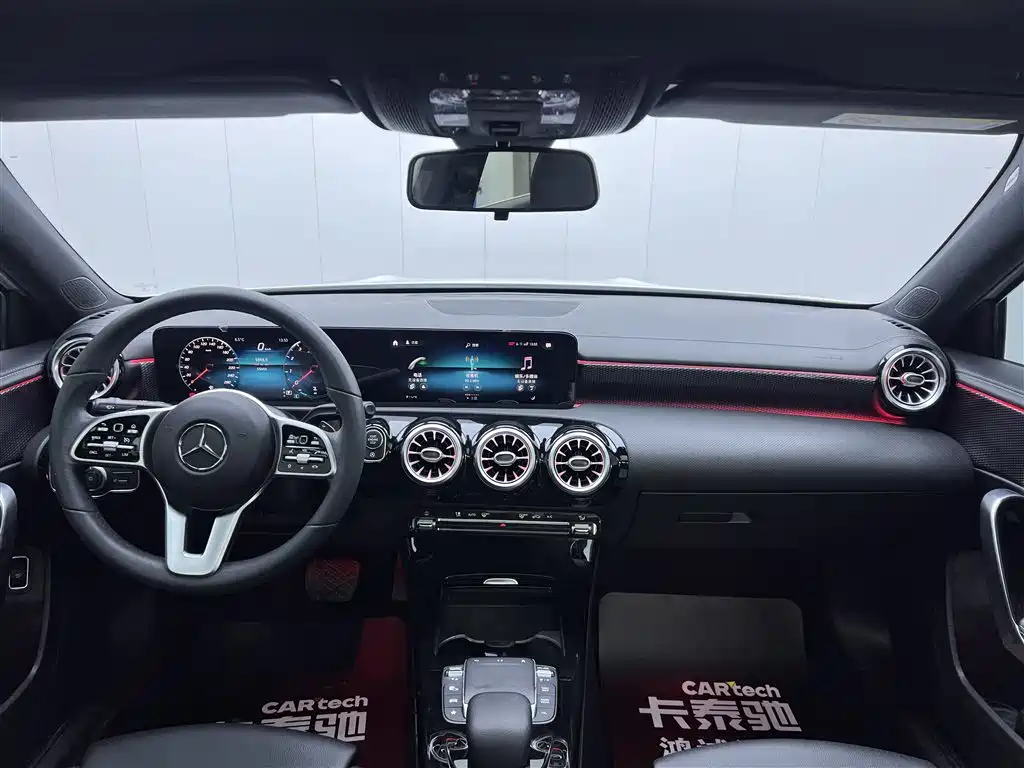 Mercedes-Benz Mercedes-Benz A-Class 2020 A 200 L Sport Sedan 2022 - thumbnail 14