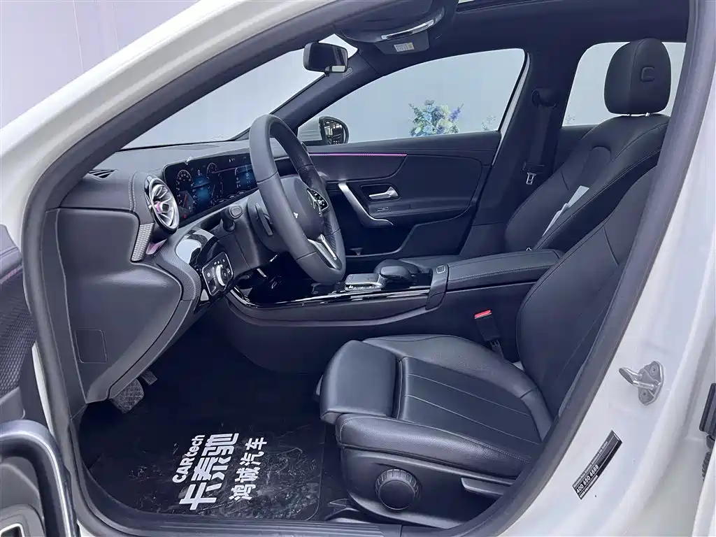 Mercedes-Benz Mercedes-Benz A-Class 2020 A 200 L Sport Sedan 2022 - thumbnail 18