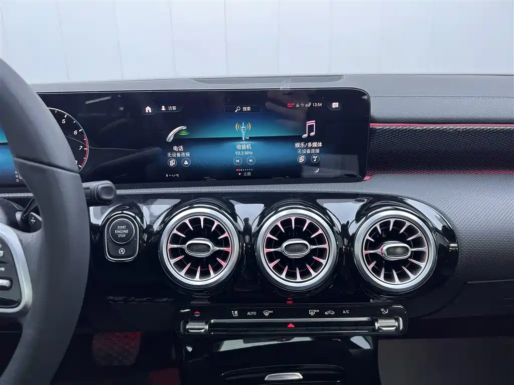 Mercedes-Benz Mercedes-Benz A-Class 2020 A 200 L Sport Sedan 2022 - thumbnail 24