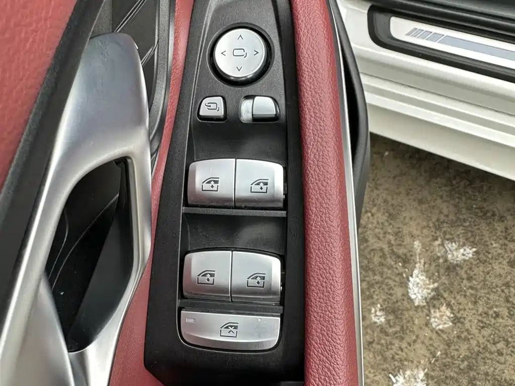 BMW BMW 3 Series 2022 Facelift 325Li M Sport Package 2022 - thumbnail 16