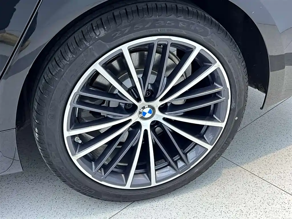 BMW BMW 5 Series 2023 530Li Leading Model M Sport Package 2023 - thumbnail 6