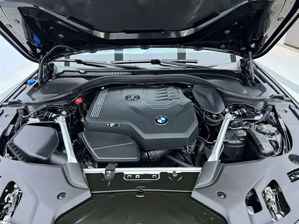 BMW BMW 5 Series 2023 530Li Leading Model M Sport Package 2023 - thumbnail 7