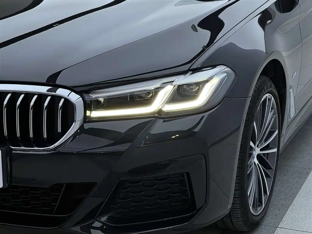 BMW BMW 5 Series 2023 530Li Leading Model M Sport Package 2023 - thumbnail 12