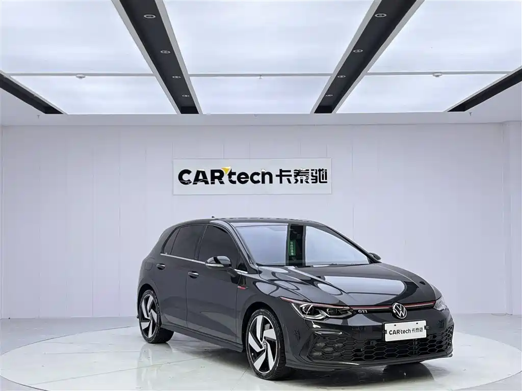 Volkswagen Golf GTI 2023 380TSI DSG GTI 2025 - thumbnail 2