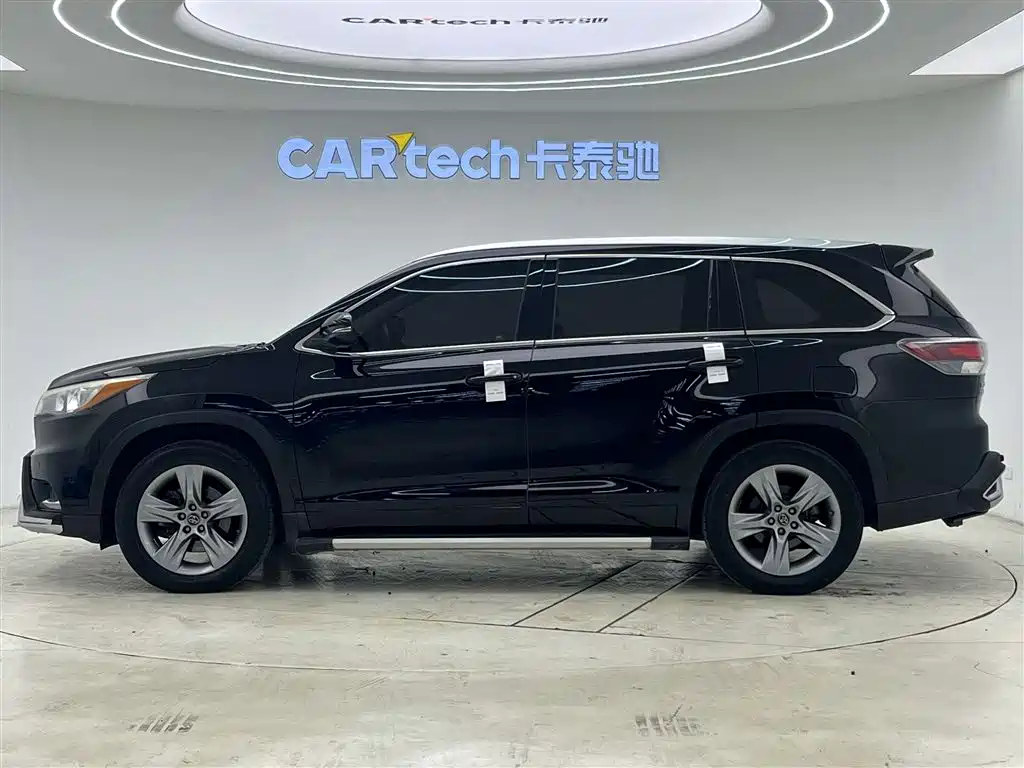 Toyota Highlander 2017 2.0T AWD Luxury Edition 7-Seater 2018 - thumbnail 5