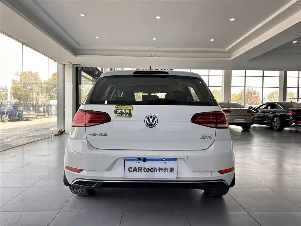 Volkswagen Volkswagen Golf 2019 - thumbnail 5
