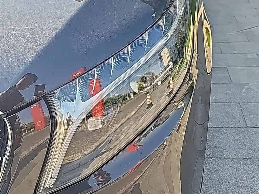 Mercedes-Benz Mercedes-Benz V-Class 2022 V 260 L Long Wheelbase Luxury Edition 2023 - thumbnail 4