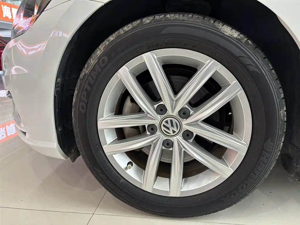 Volkswagen Volkswagen Golf 2019 - thumbnail 9