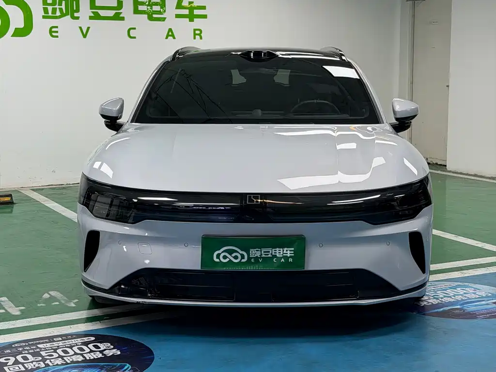 Zeekr Zeekr 007GT AWD 2025 - thumbnail 2