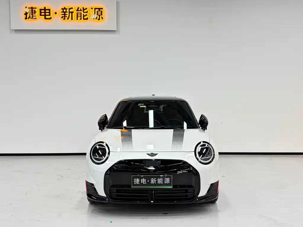 MINI MINI John Cooper Works EV 2025 2025 - thumbnail 2