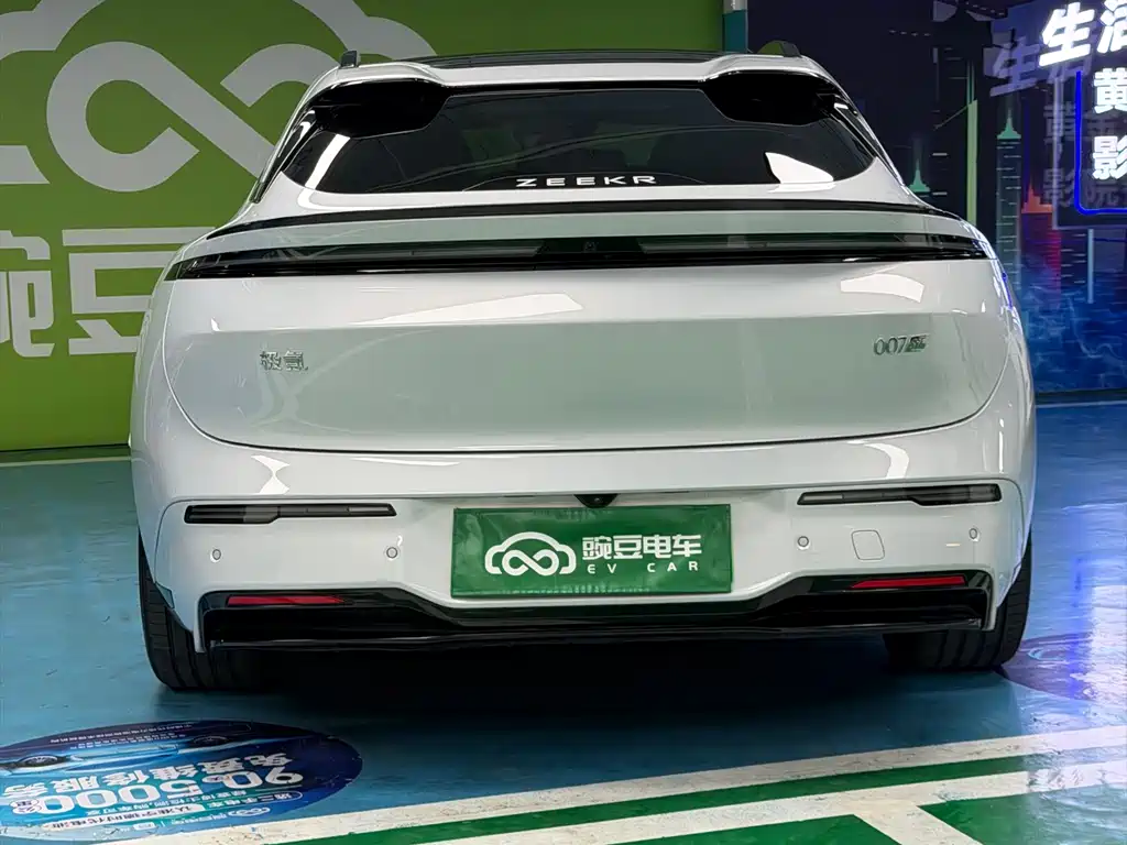Zeekr Zeekr 007GT AWD 2025 - thumbnail 23