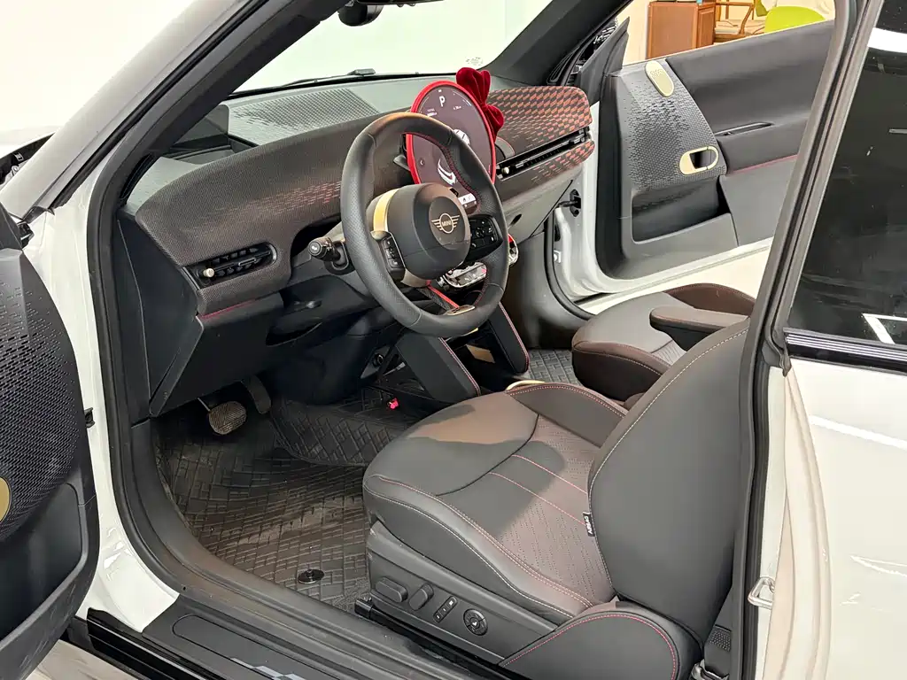 MINI MINI John Cooper Works EV 2025 2025 - thumbnail 4