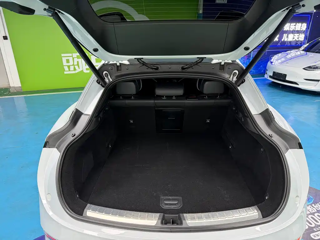 Zeekr Zeekr 007GT AWD 2025 - thumbnail 26