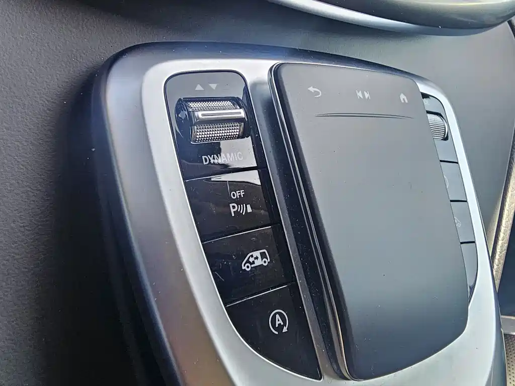 Mercedes-Benz Mercedes-Benz V-Class 2022 V 260 L Long Wheelbase Luxury Edition 2023 - thumbnail 16