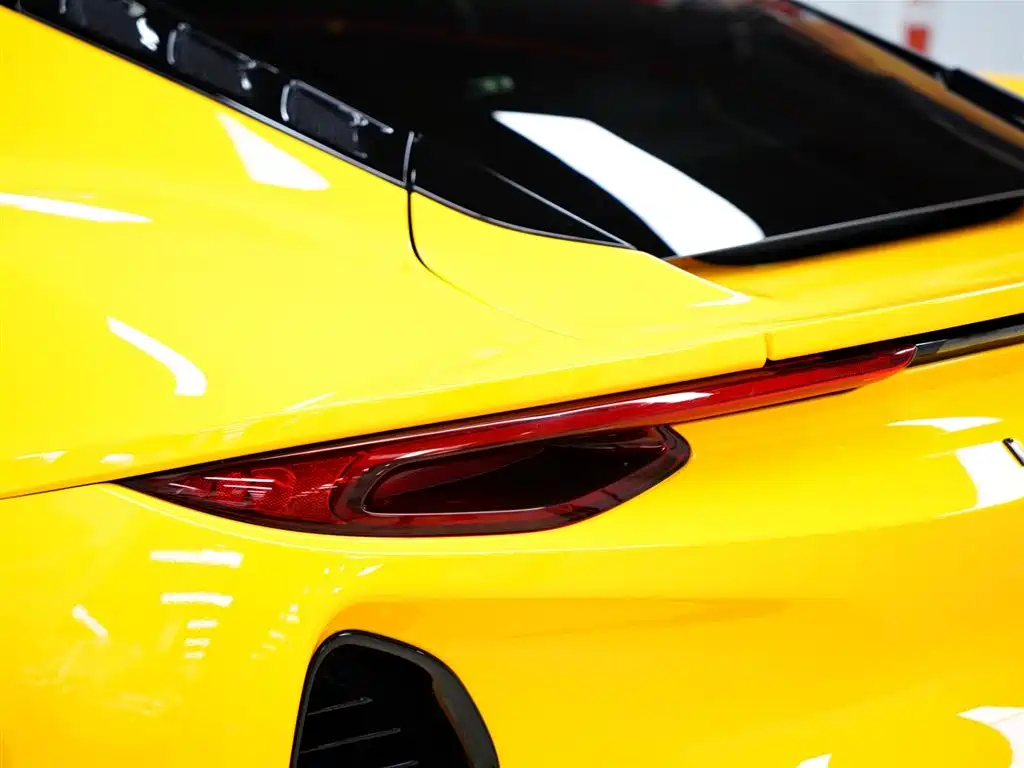 Lotus Sports Car EMIRA 3.5T V6 Manual First Edition 2023 - thumbnail 4