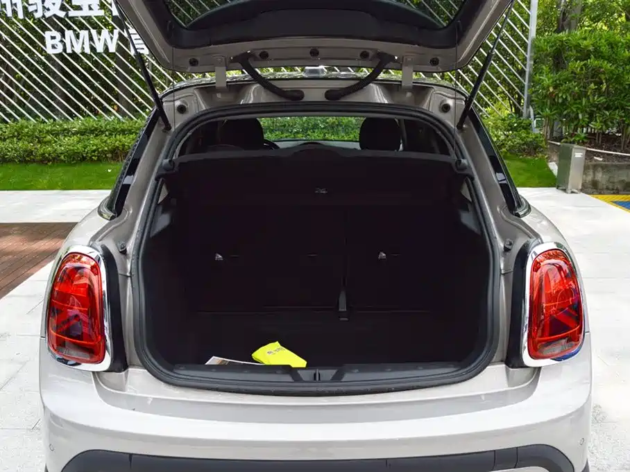 MINI MINI 2022 1.5T COOPER Artist 5-Door 2022 - thumbnail 7