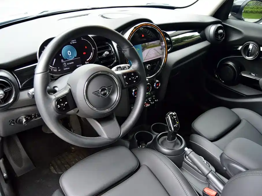 MINI MINI 2022 1.5T COOPER Artist 5-Door 2022 - thumbnail 8
