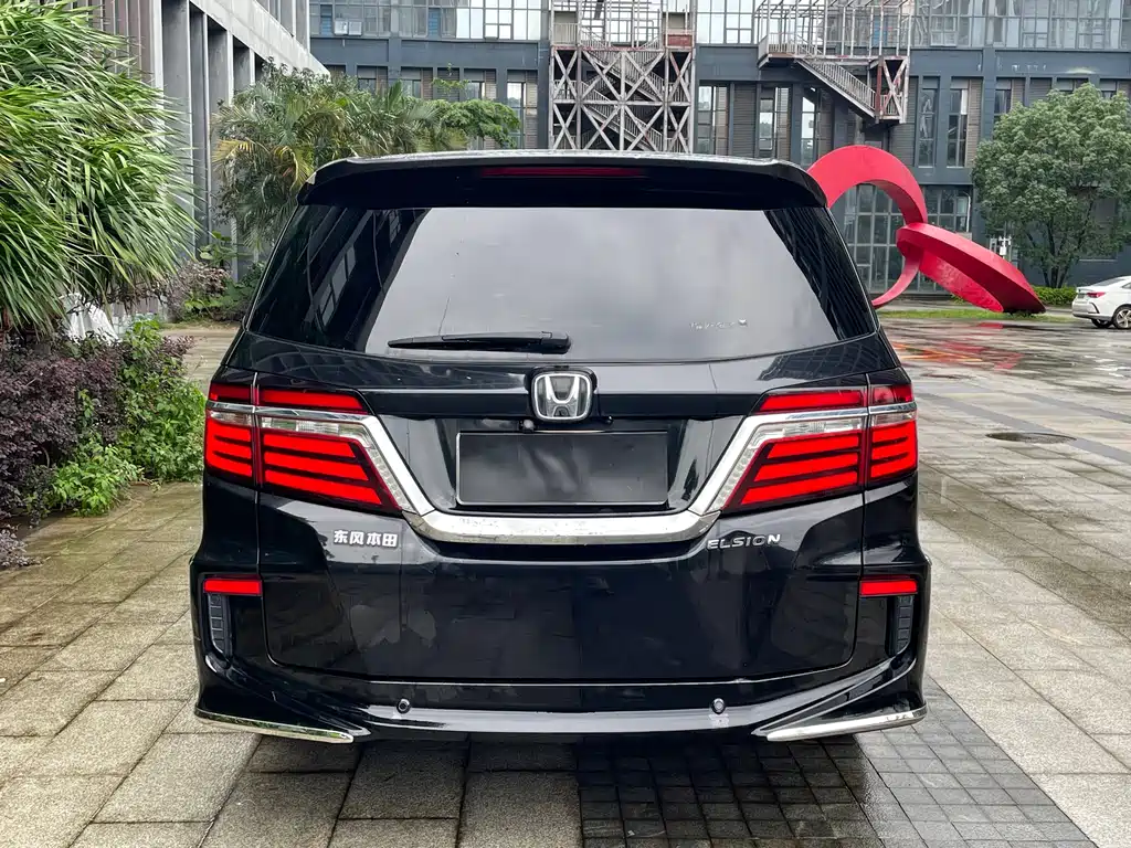 Honda Honda Elysion 2016 2.4L Classic Edition 2017 - thumbnail 4